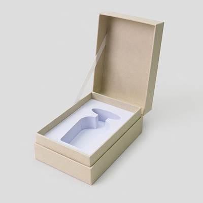 hinged perfume