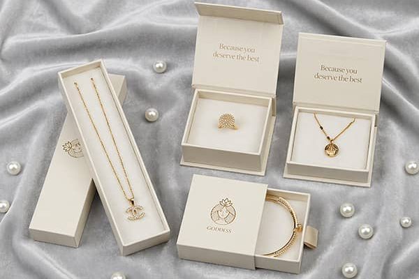 paper jewelry box